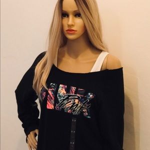 PINK by Victoria’s Secret spring break sweater